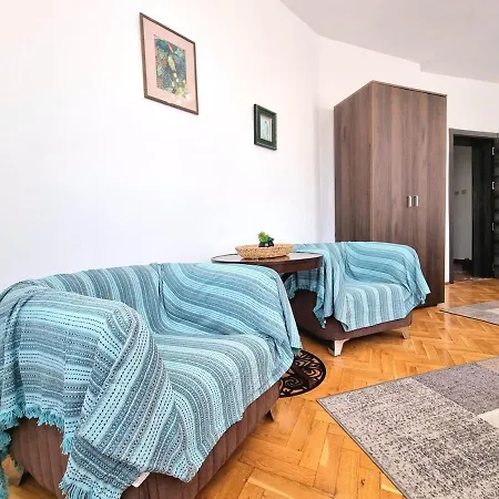 - 3bd For Family & Friends Apartman *