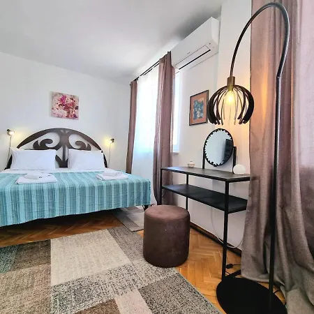 Apartman - 3bd For Family & Friends Burgasz