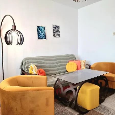- 3bd For Family & Friends * Burgasz