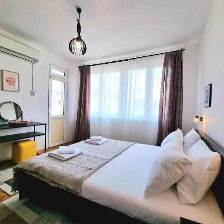 - 3bd For Family & Friends Апартаменты *